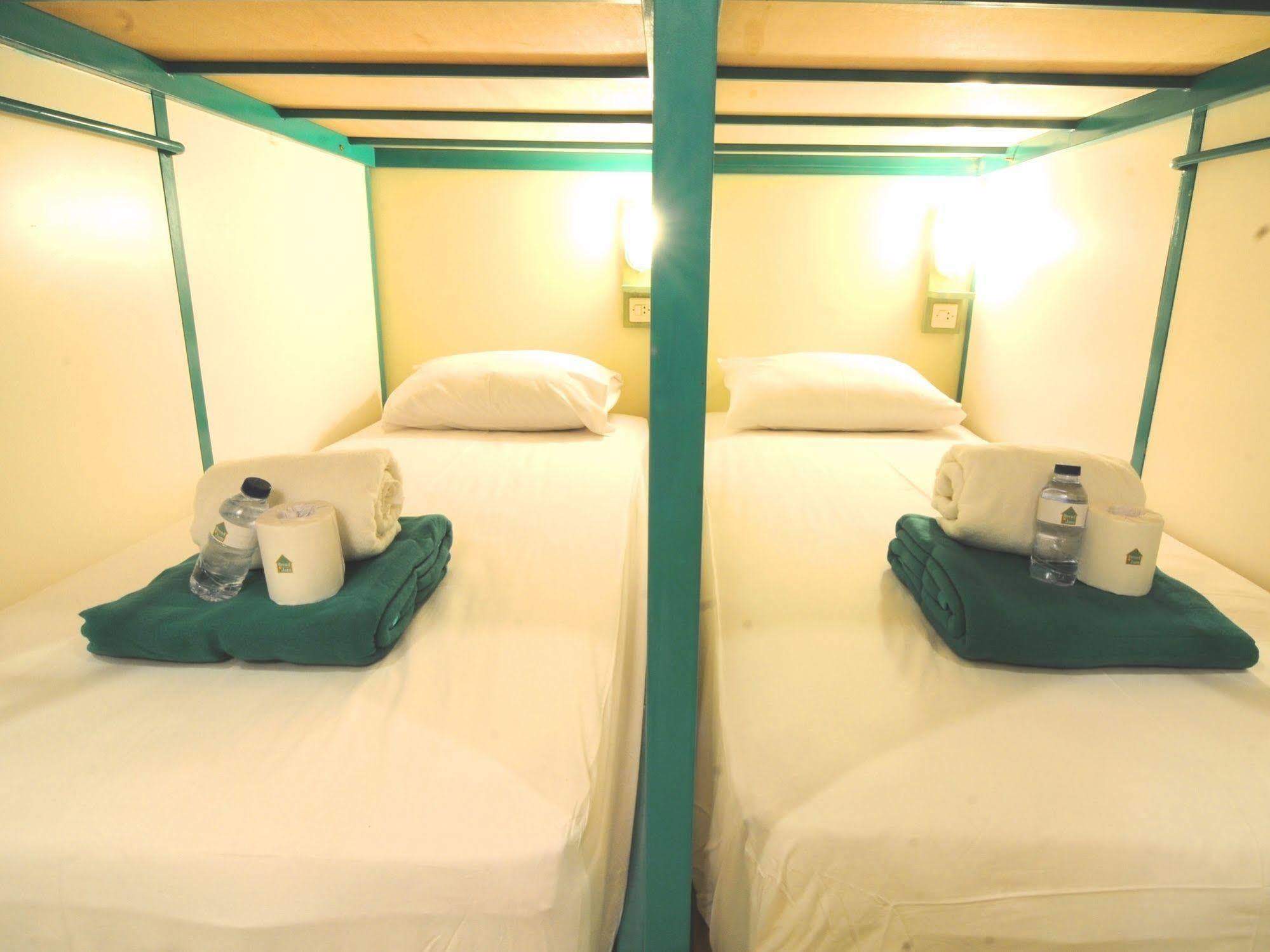 Bread And Jam Hostel *